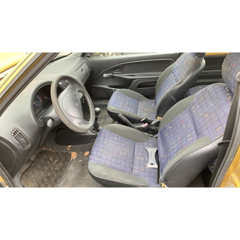 Plage arriere CITROEN SAXO Photo n°13
