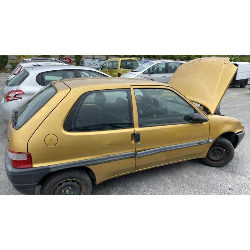 Plage arriere CITROEN SAXO Photo n°14