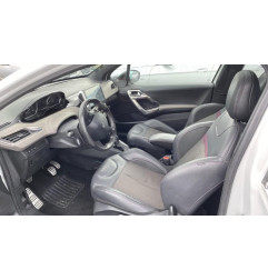 Plage arriere PEUGEOT 208 1