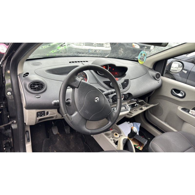 Porte avant droit RENAULT TWINGO 2 Photo n°17