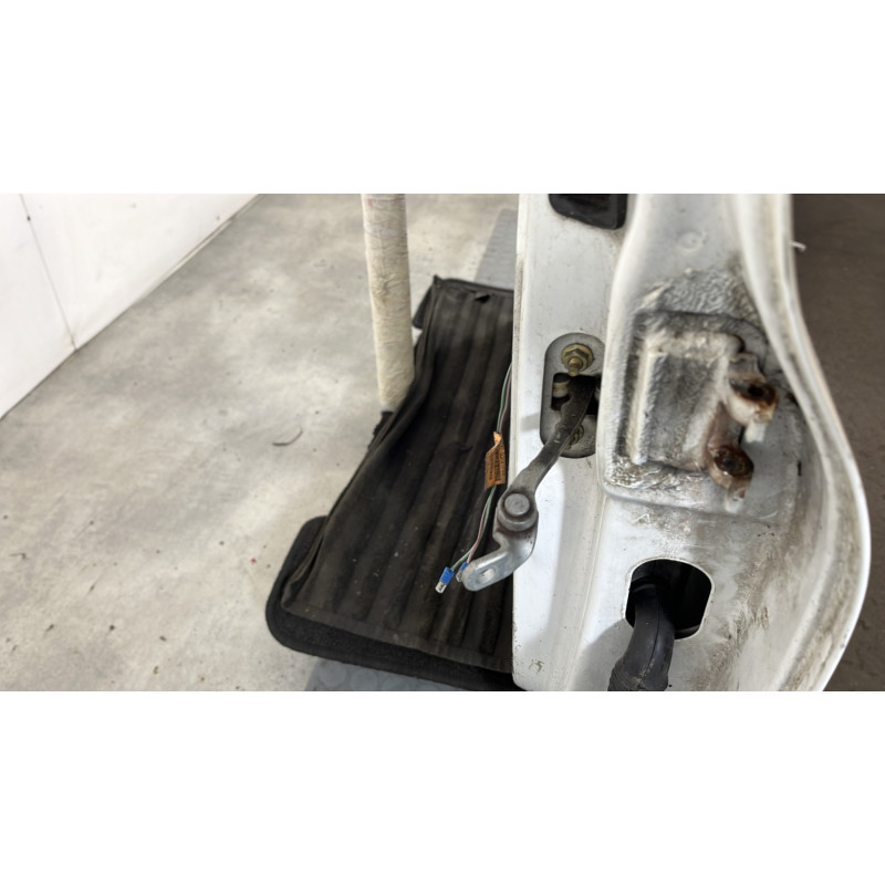 Porte avant gauche RENAULT CLIO 2 Photo n°4
