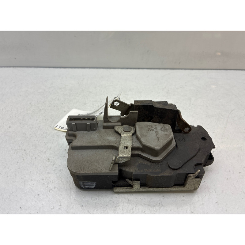 Serrure arriere droit PEUGEOT 206+ Photo n°4