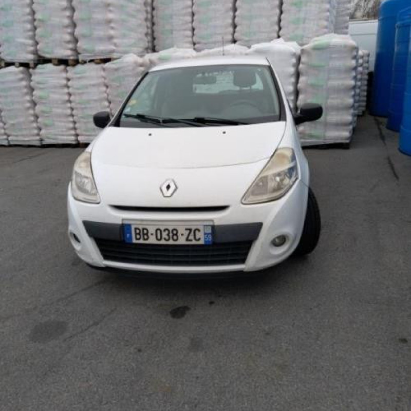 Pretensionneur de ceinture avant droit RENAULT CLIO 3 Photo n°4