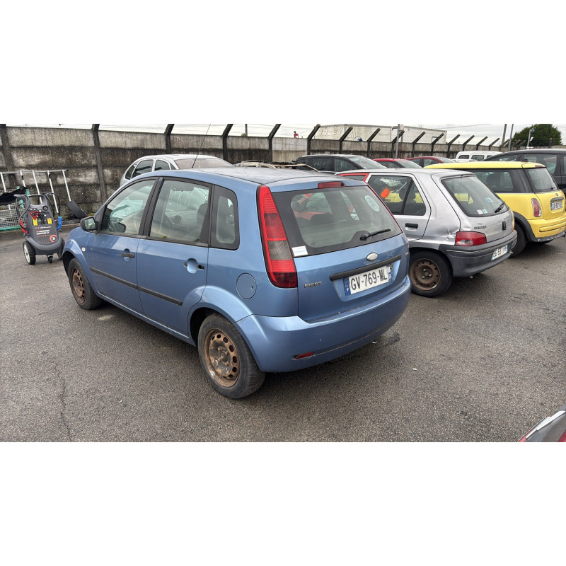 Plage arriere FORD FIESTA 5 Photo n°8