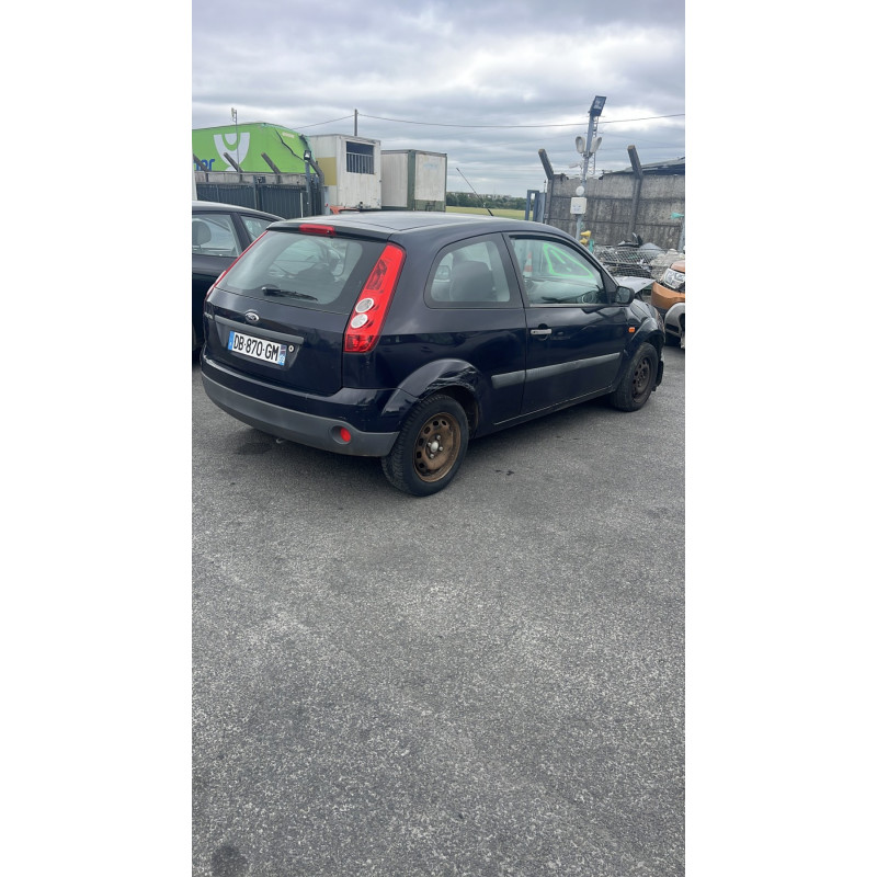 Plage arriere FORD FIESTA 5 Photo n°7