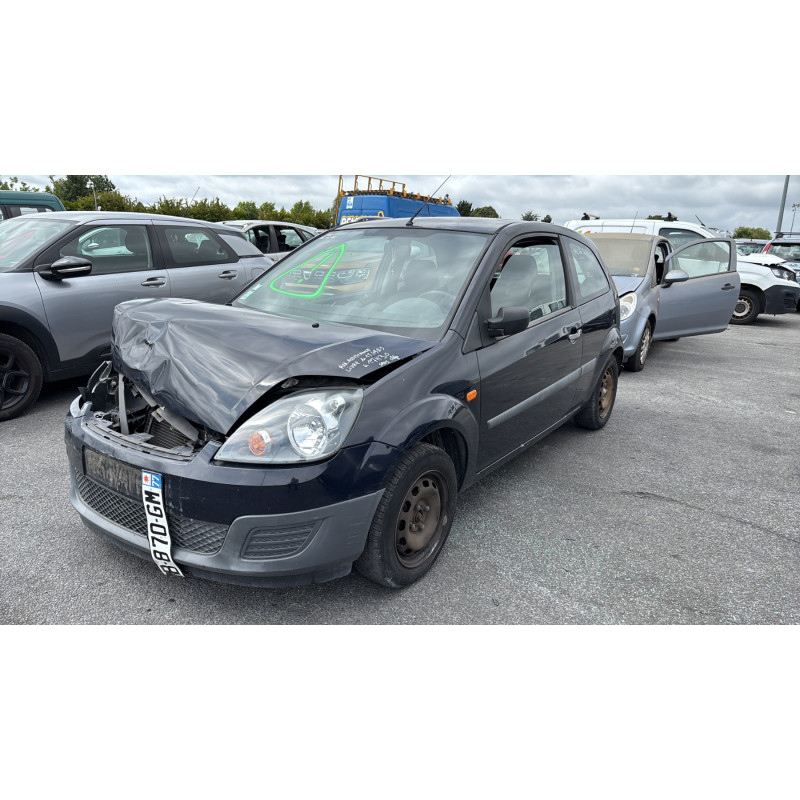 Plage arriere FORD FIESTA 5 Photo n°16