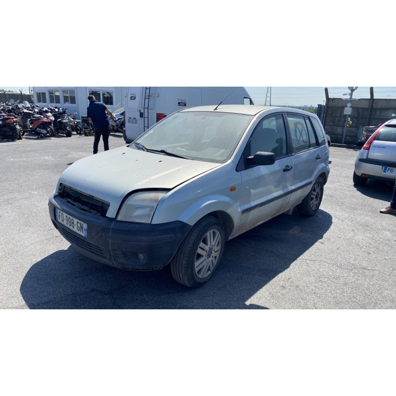 Plage arriere FORD FUSION Photo n°5