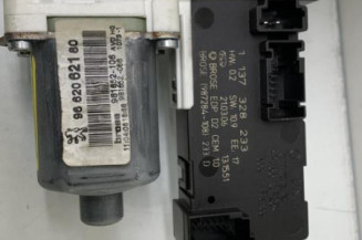 Leve vitre electrique avant droit PEUGEOT 407