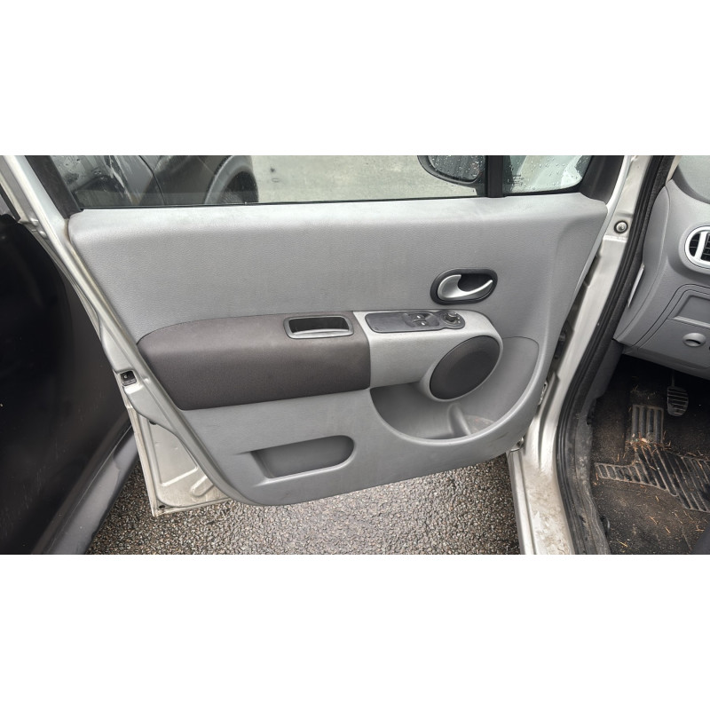 Plage arriere RENAULT GRAND MODUS Photo n°13