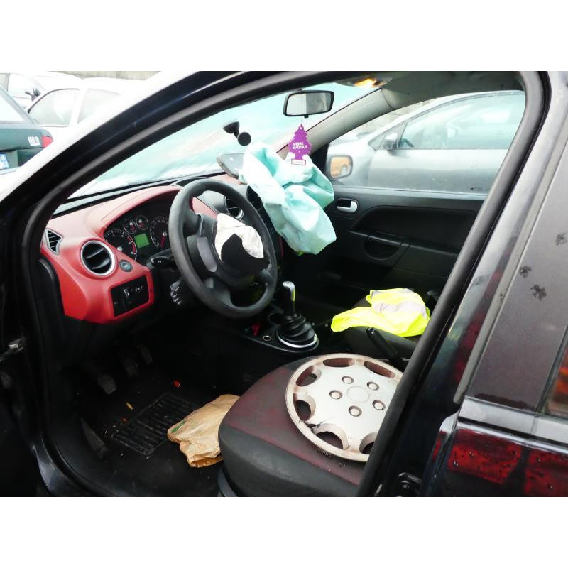 Plage arriere FORD FIESTA 5 Photo n°5