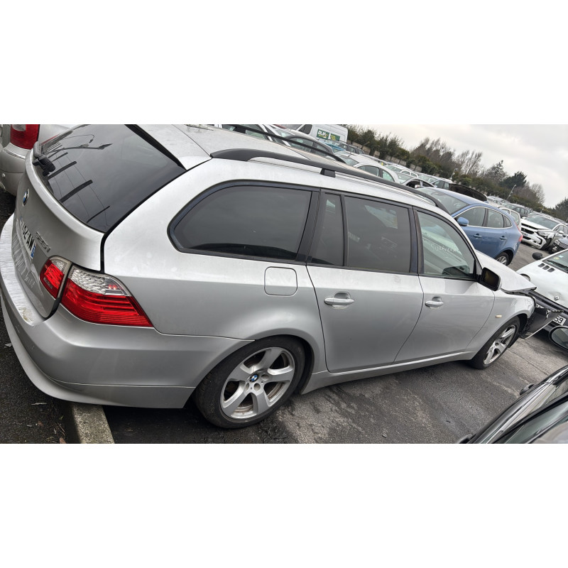 Plage arriere BMW SERIE 5 E61 Photo n°12