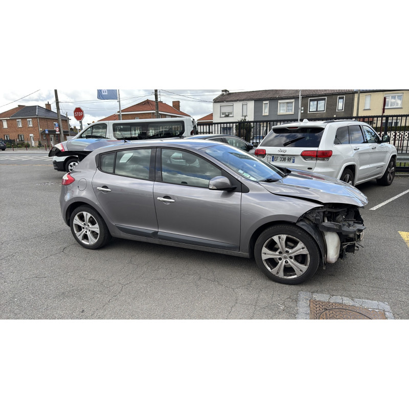 Plage arriere RENAULT MEGANE 3 Photo n°6
