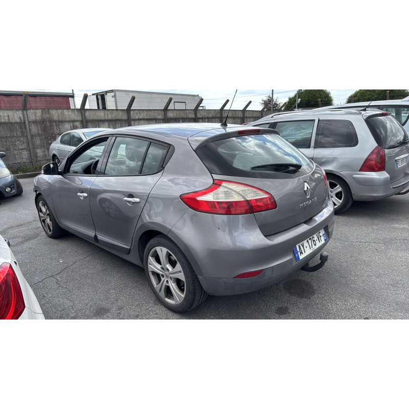 Plage arriere RENAULT MEGANE 3 Photo n°19