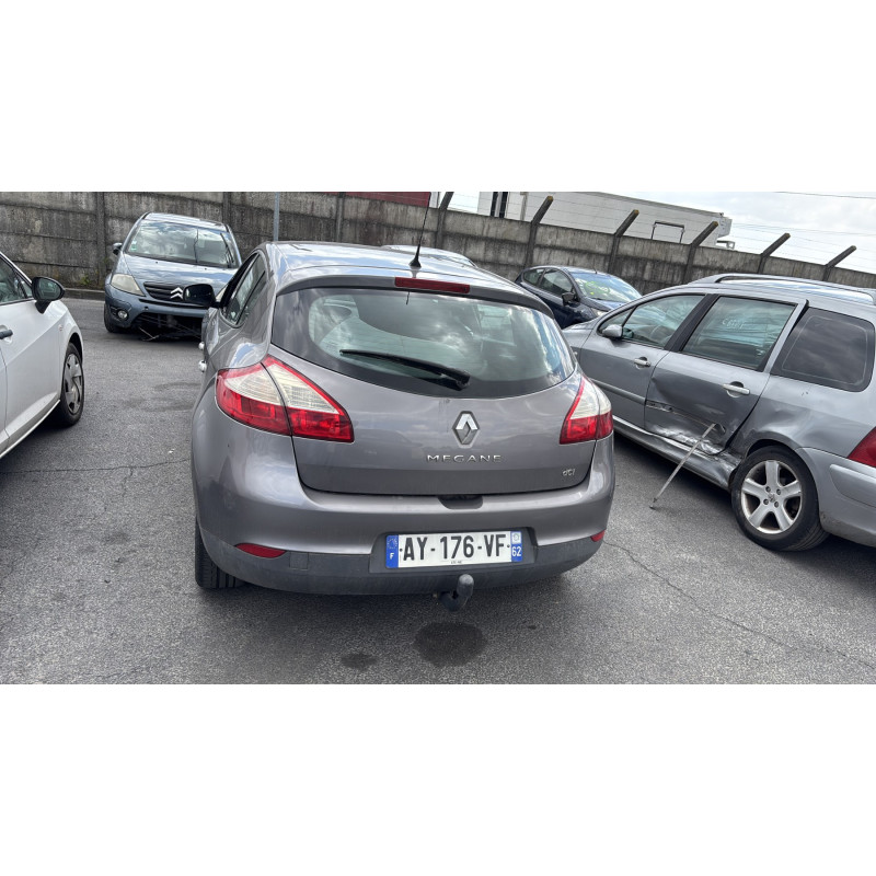 Plage arriere RENAULT MEGANE 3 Photo n°20