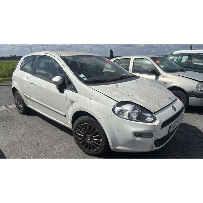 Plage arriere FIAT GRANDE PUNTO Photo n°6