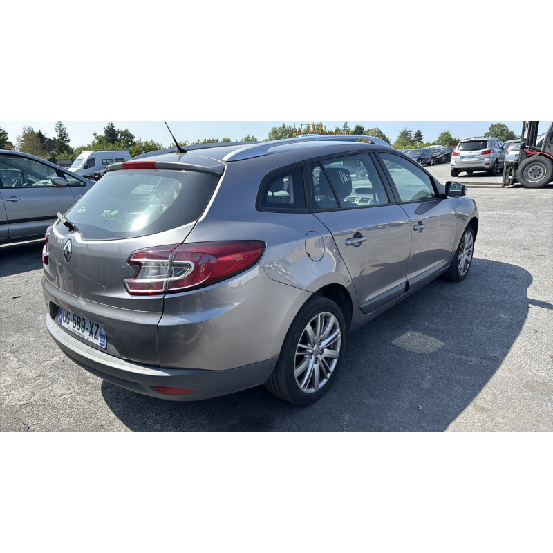 Plage arriere RENAULT MEGANE 3 Photo n°7