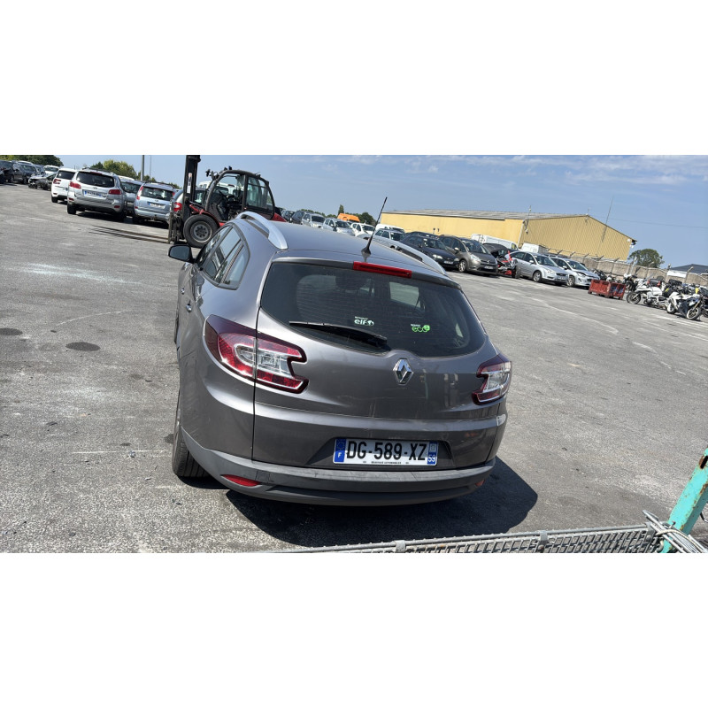 Plage arriere RENAULT MEGANE 3 Photo n°9
