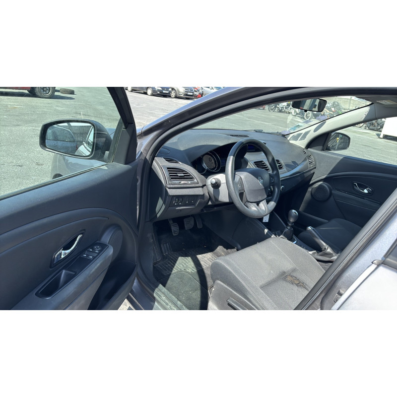 Plage arriere RENAULT MEGANE 3 Photo n°13