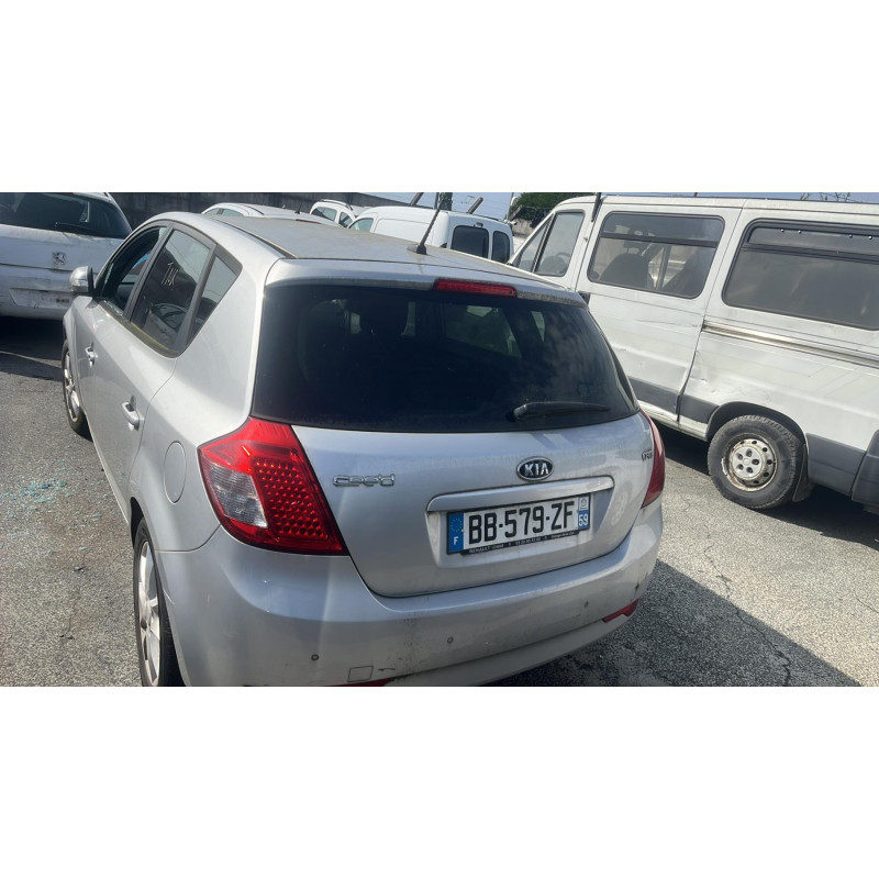Plage arriere KIA CEE-D 1 Photo n°10