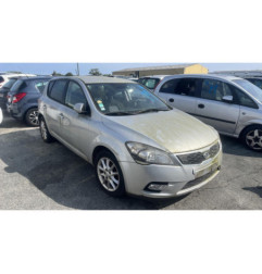 Plage arriere KIA CEE-D 1