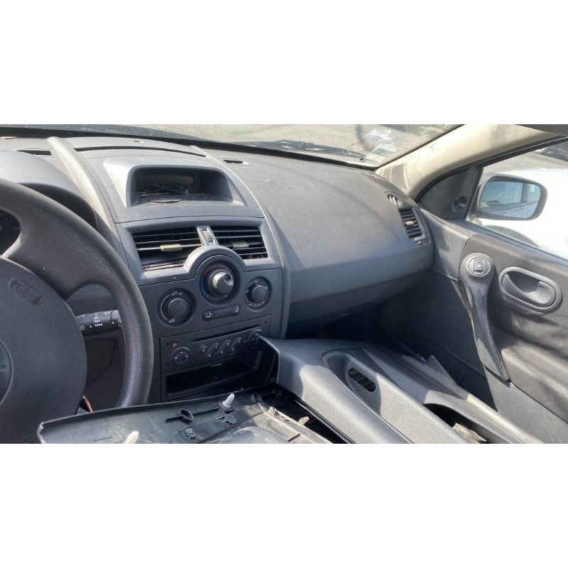 Plage arriere RENAULT MEGANE 2 Photo n°6