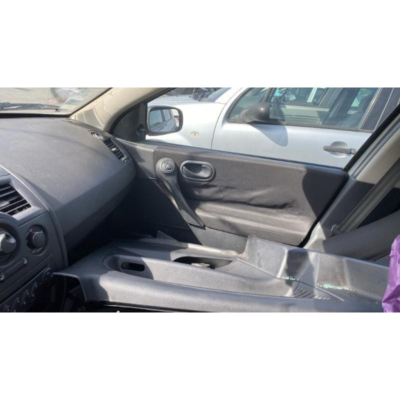 Plage arriere RENAULT MEGANE 2 Photo n°18