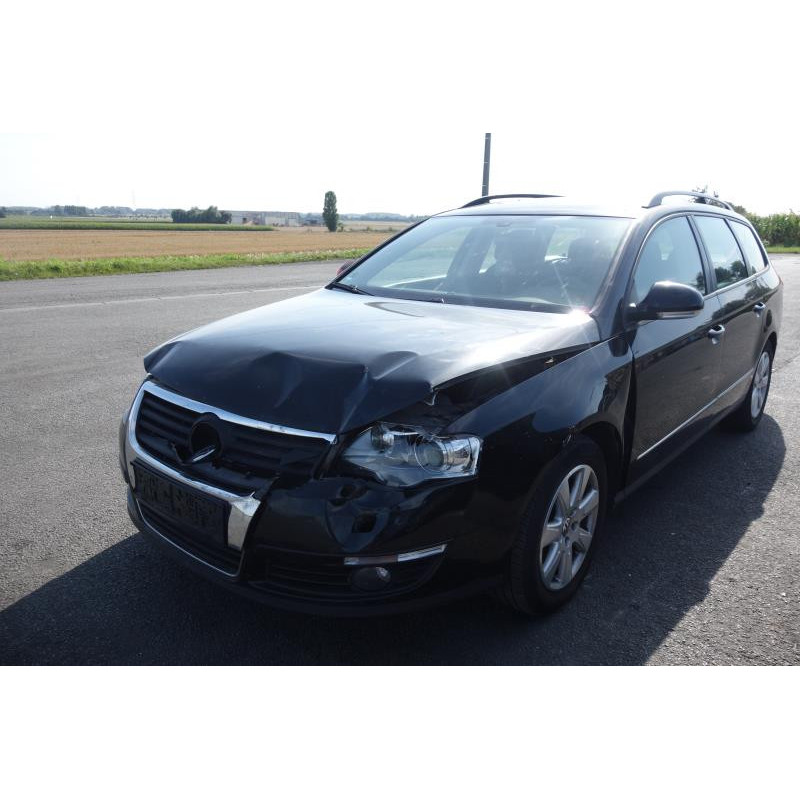 Plage arriere VOLKSWAGEN PASSAT 5 Photo n°1