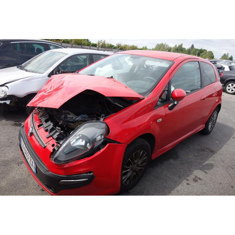 Plage arriere FIAT GRANDE PUNTO Photo n°1