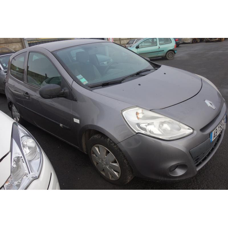 Plage arriere RENAULT CLIO 3 Photo n°2
