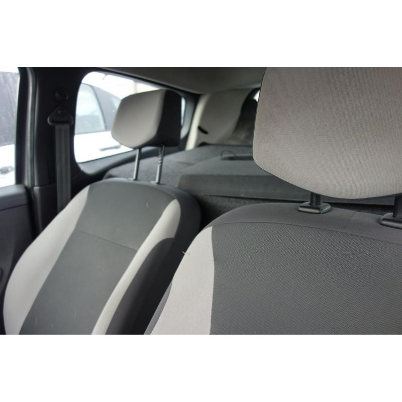 Plage arriere RENAULT CLIO 3 Photo n°6