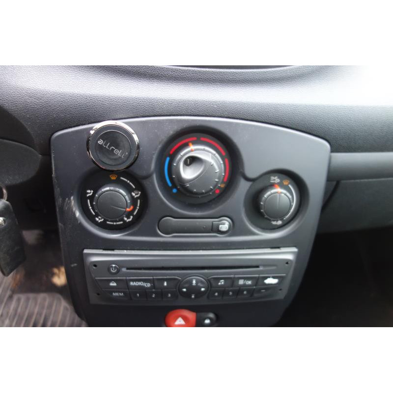 Plage arriere RENAULT CLIO 3 Photo n°7