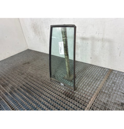 Custode arriere droit (porte) HYUNDAI GALLOPER Photo n°1