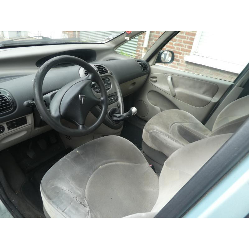 Plage arriere CITROEN XSARA PICASSO Photo n°8