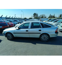 Plage arriere OPEL VECTRA B