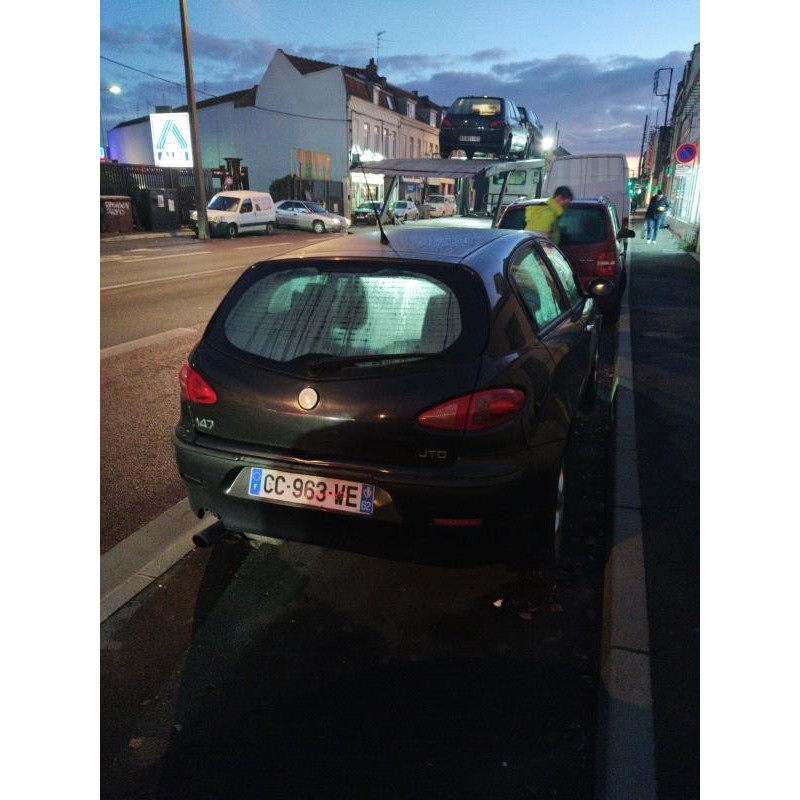 Plage arriere ALFA ROMEO 147 Photo n°11