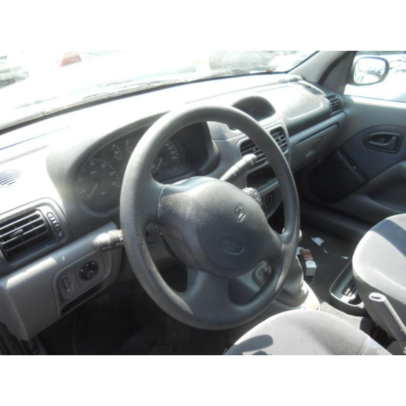 Plage arriere RENAULT CLIO 2 Photo n°5