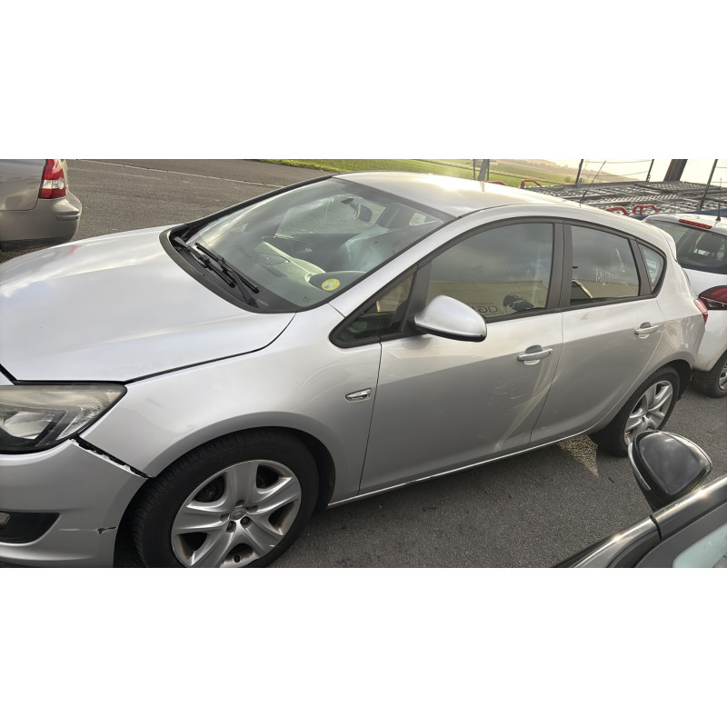 Actionneur verrou trappe d'essence OPEL ASTRA J Photo n°17