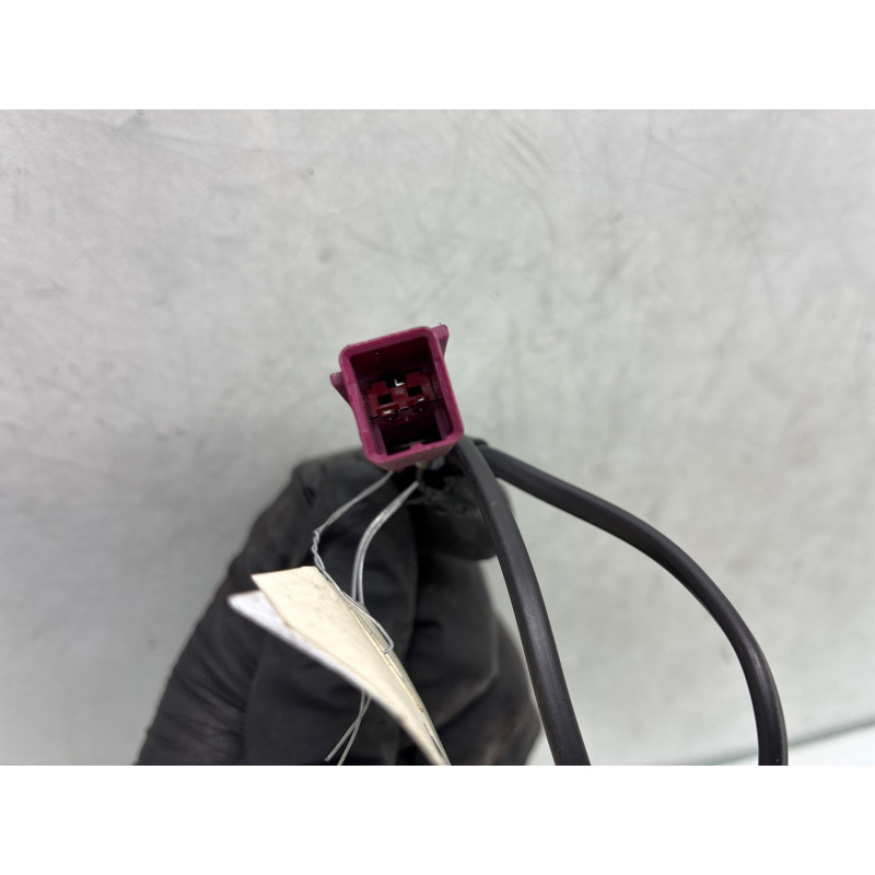 Attache ceinture avant gauche FORD FOCUS 3 Photo n°3