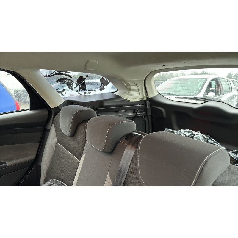 Attache ceinture avant gauche FORD FOCUS 3 Photo n°14