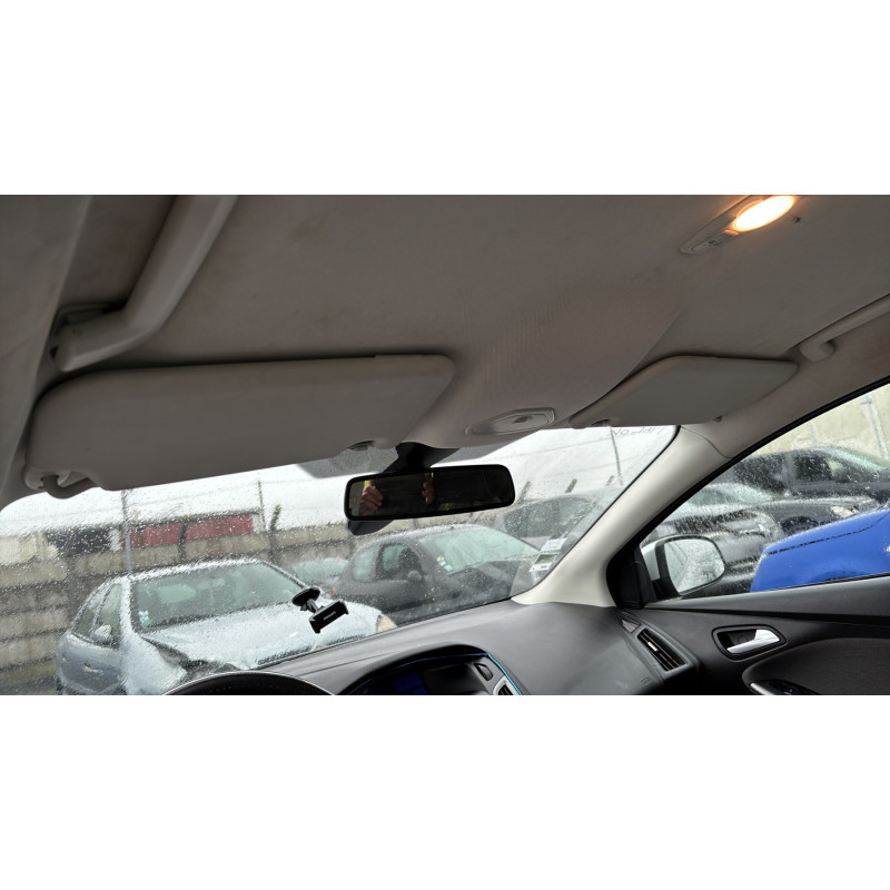 Attache ceinture avant gauche FORD FOCUS 3 Photo n°16