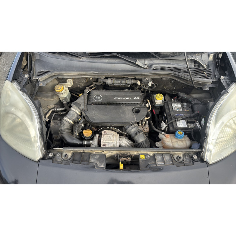 Bouton de coffre FIAT QUBO Photo n°5