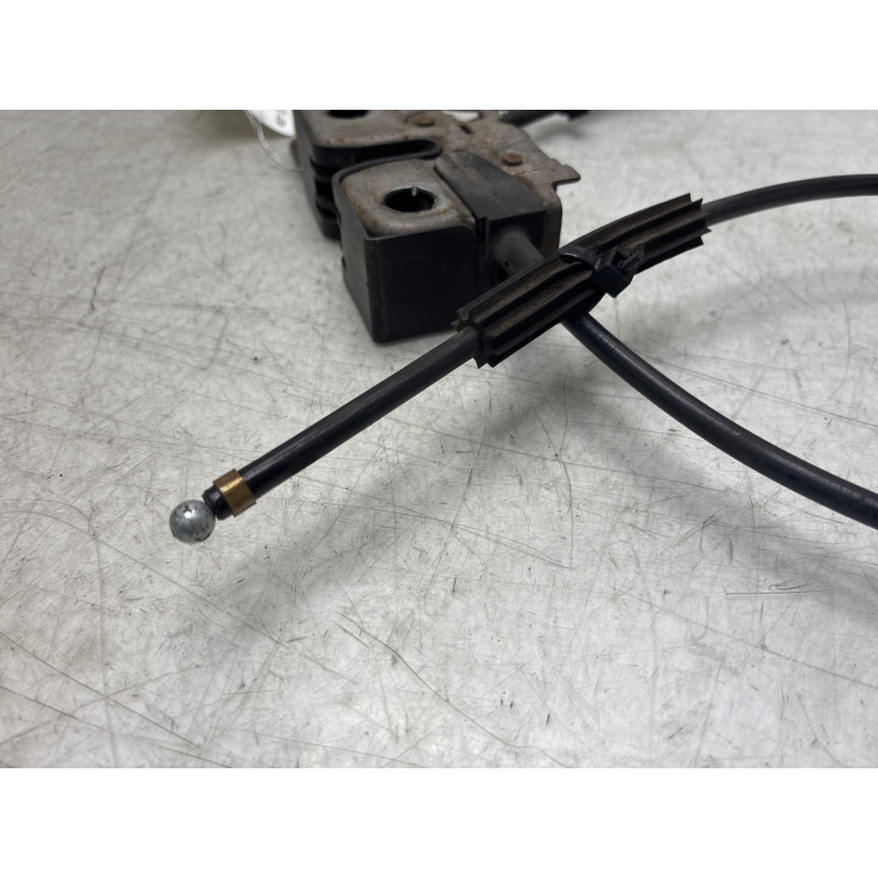 Fermeture de capot VOLKSWAGEN GOLF 5 Photo n°5