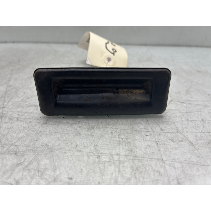 Bouton de coffre VOLKSWAGEN GOLF 5 Photo n°2