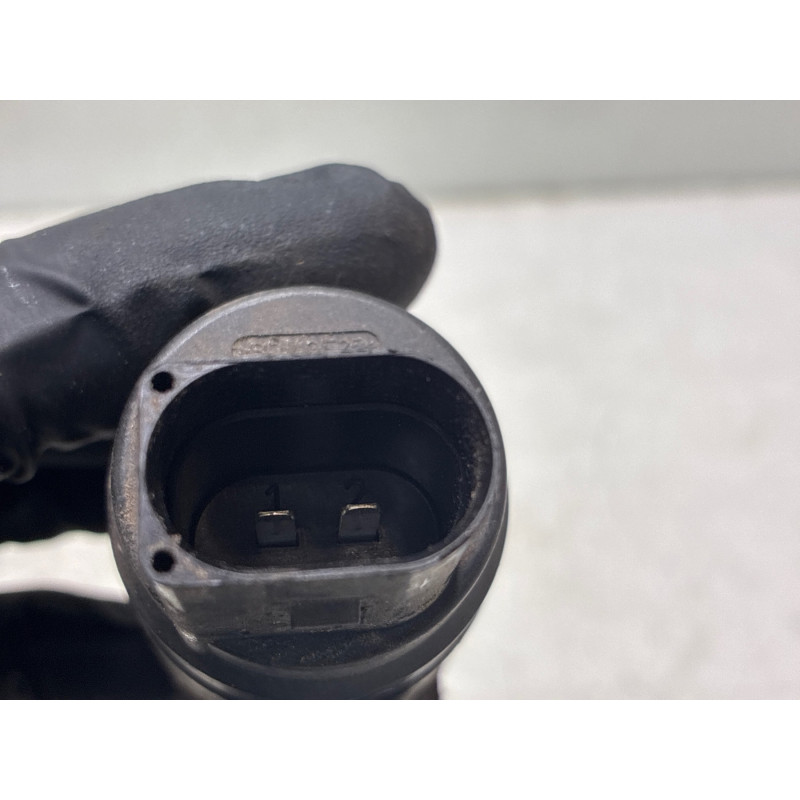 Pompe lave glace avant VOLKSWAGEN GOLF 5 Photo n°3