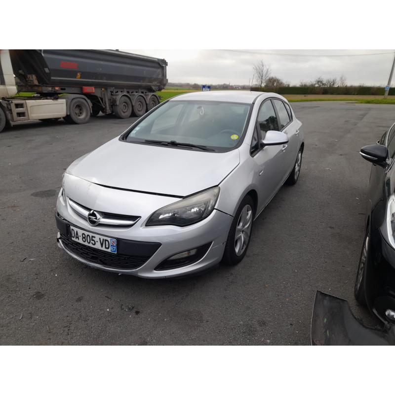 Plage arriere OPEL ASTRA J Photo n°5