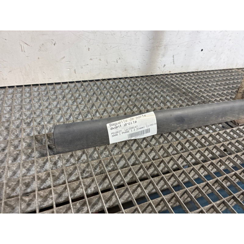 Baguette de porte avant droite PEUGEOT 3008 1 Photo n°3