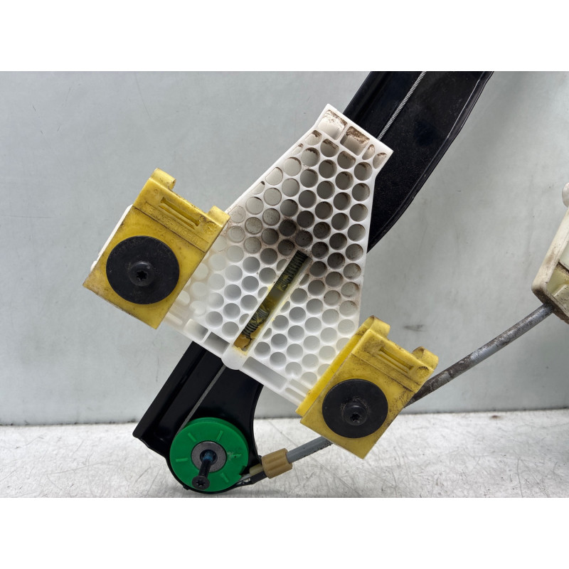 Leve vitre electrique arriere gauche AUDI A3 2 Photo n°4