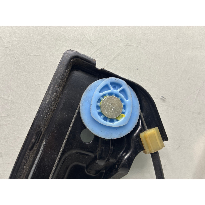 Leve vitre electrique avant gauche OPEL ASTRA J Photo n°4