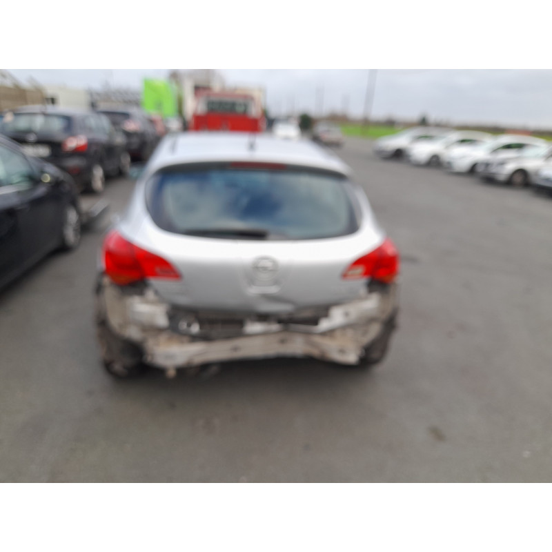 Leve vitre electrique avant gauche OPEL ASTRA J Photo n°15