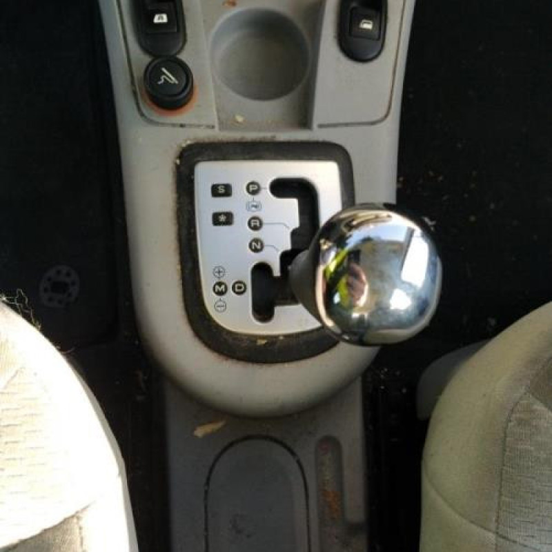 Porte avant droit CITROEN C3 1 Photo n°16